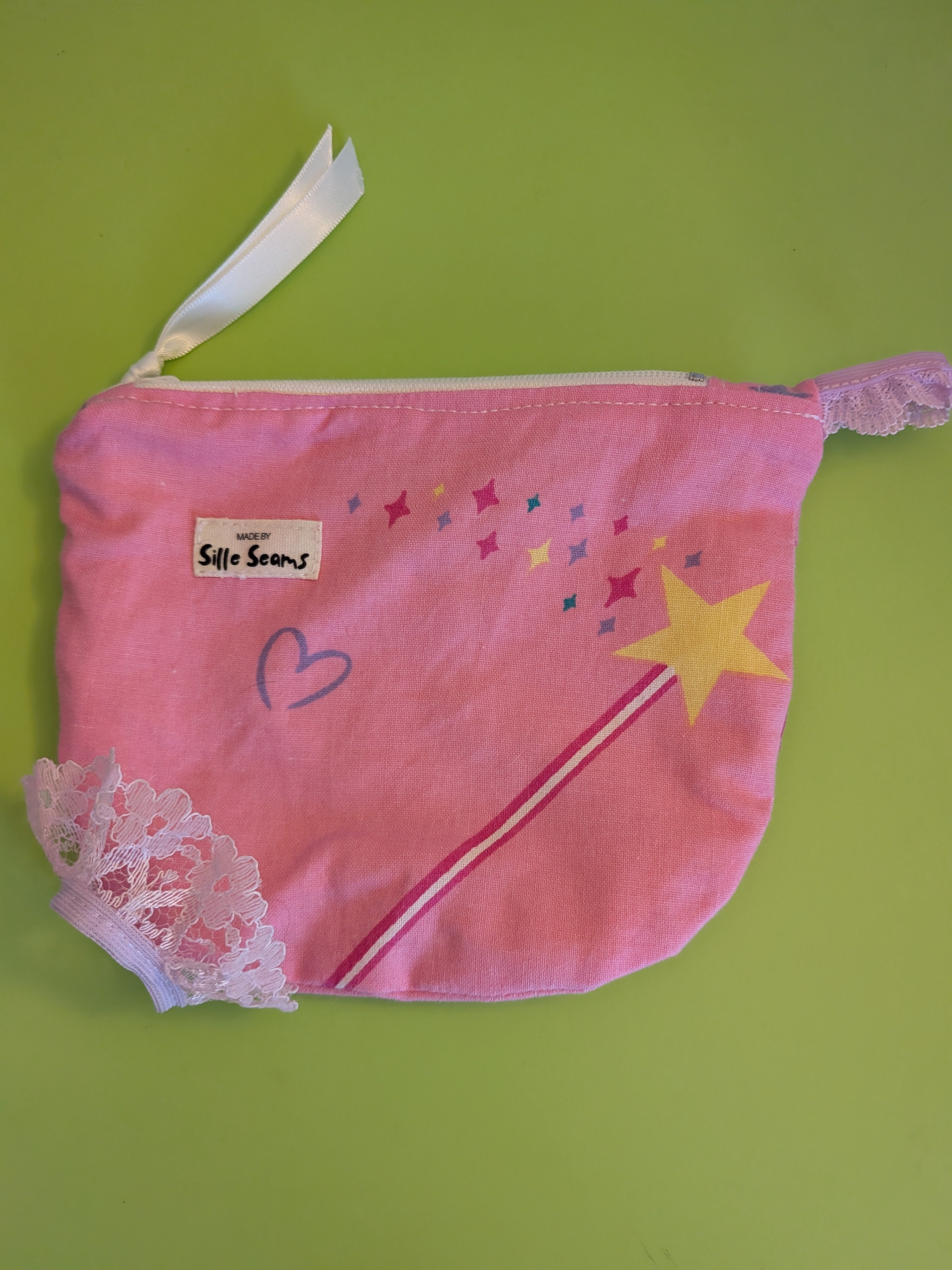 Barbie coin purse (wand)