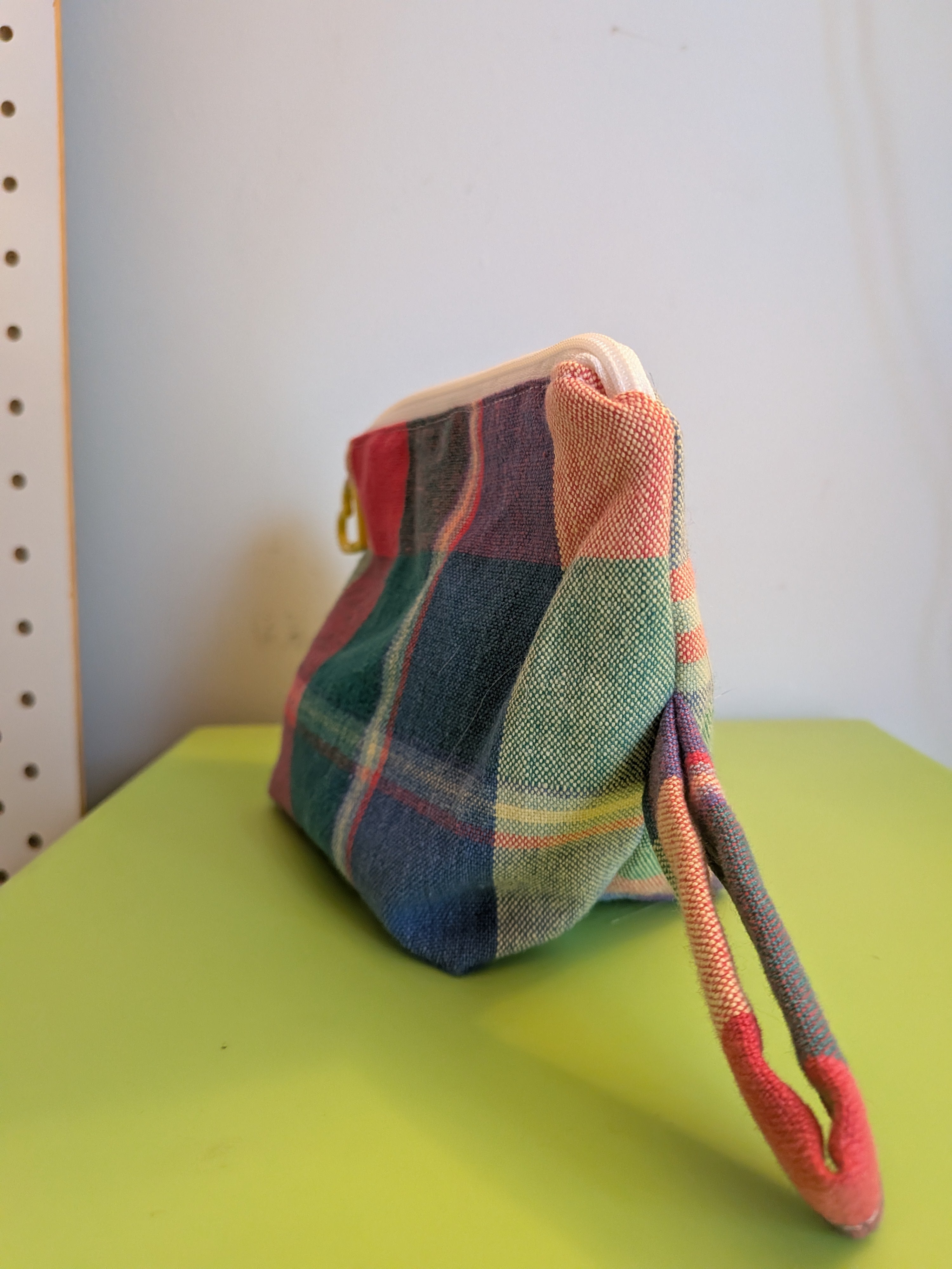 Coin purse, rainbow