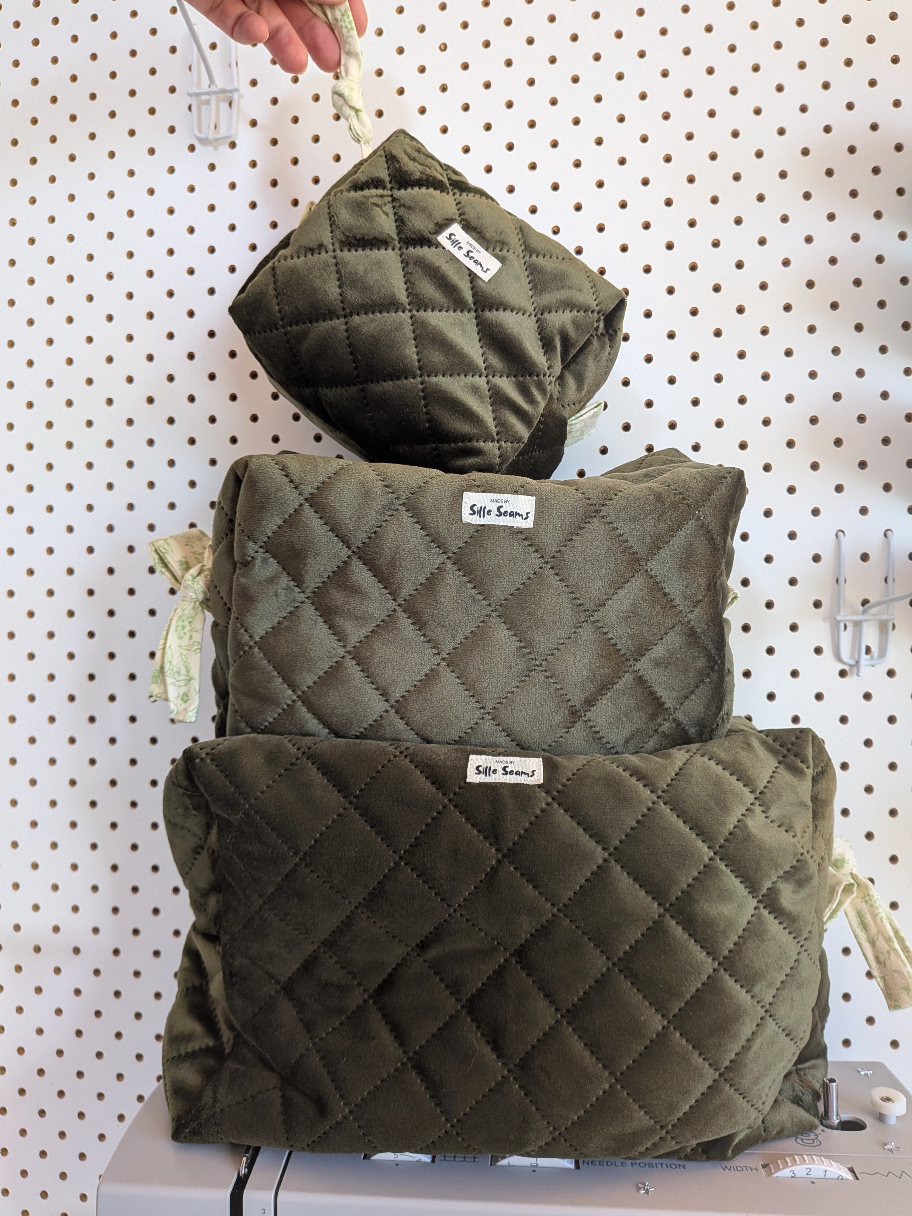 Green velvet boxy bags, SET OF 3