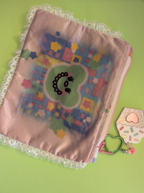 Beary Cute coin purse x Munchimart design