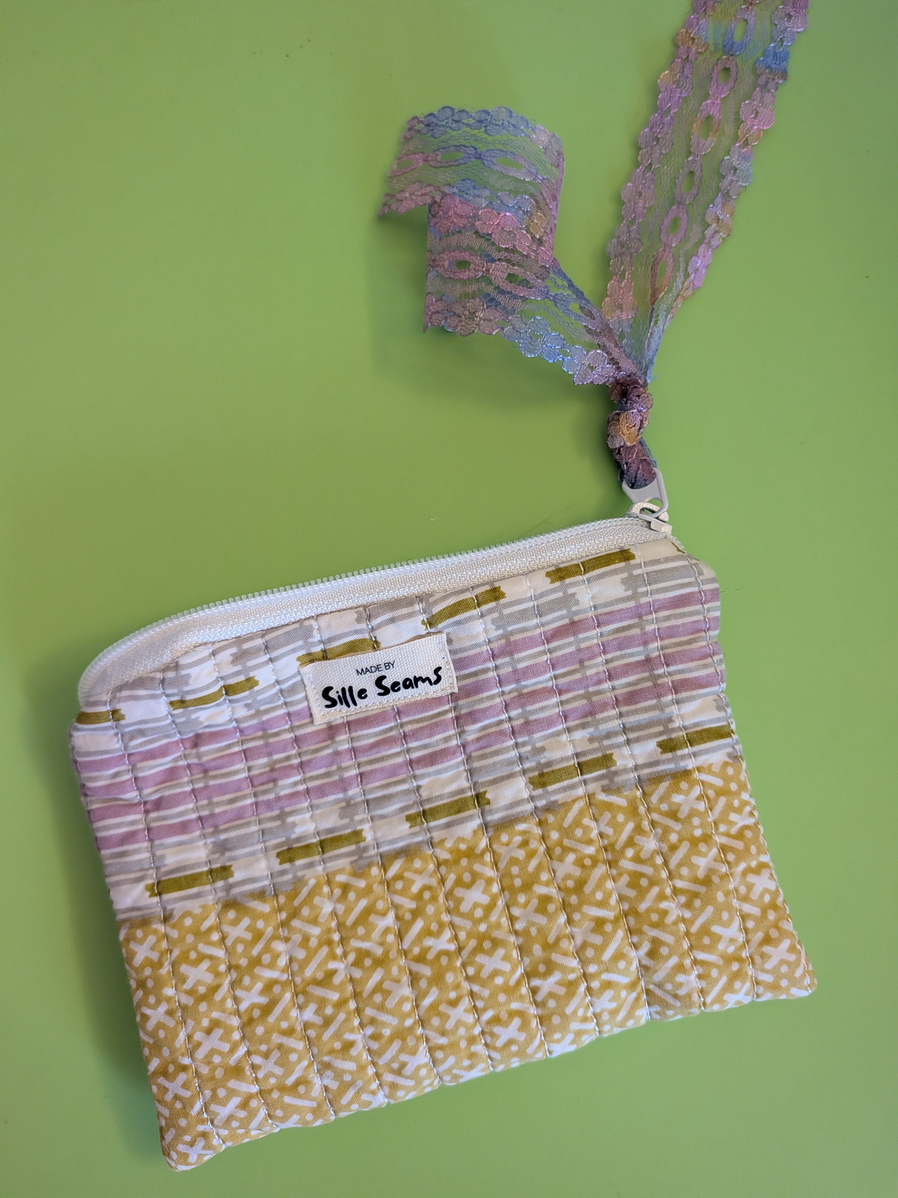 Quilted coin purse